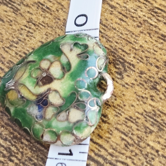 Vintage Small Green and Yellow Heart Cloisonne' Pendant - Picture 3 of 5